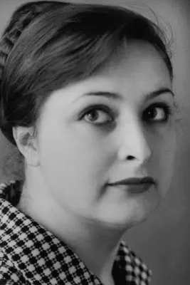 Эмилия Судакова