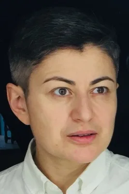 Лела Хитарова