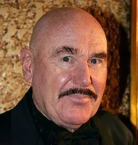 Роджер Уорд